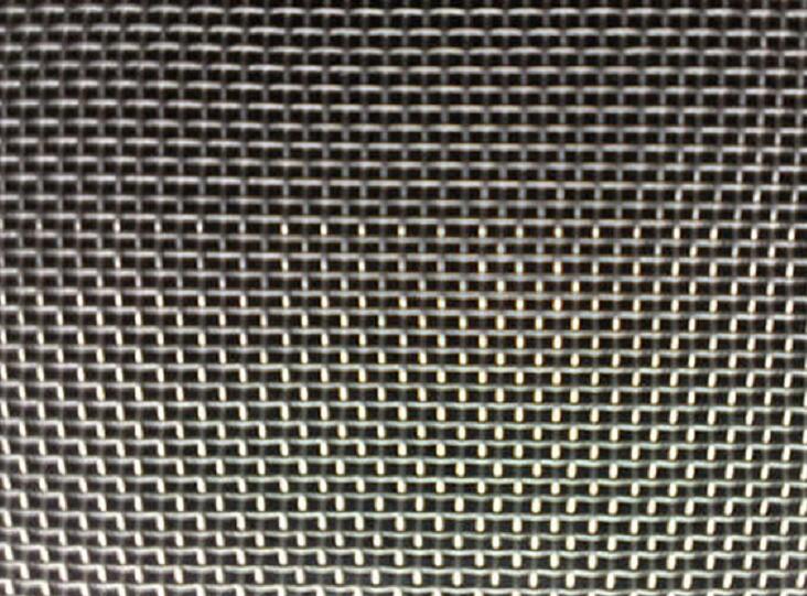 Will the Tungsten Wire Mesh React with Air?